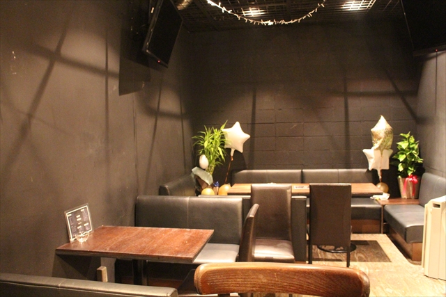 取市末広温泉町のバー BAR Living